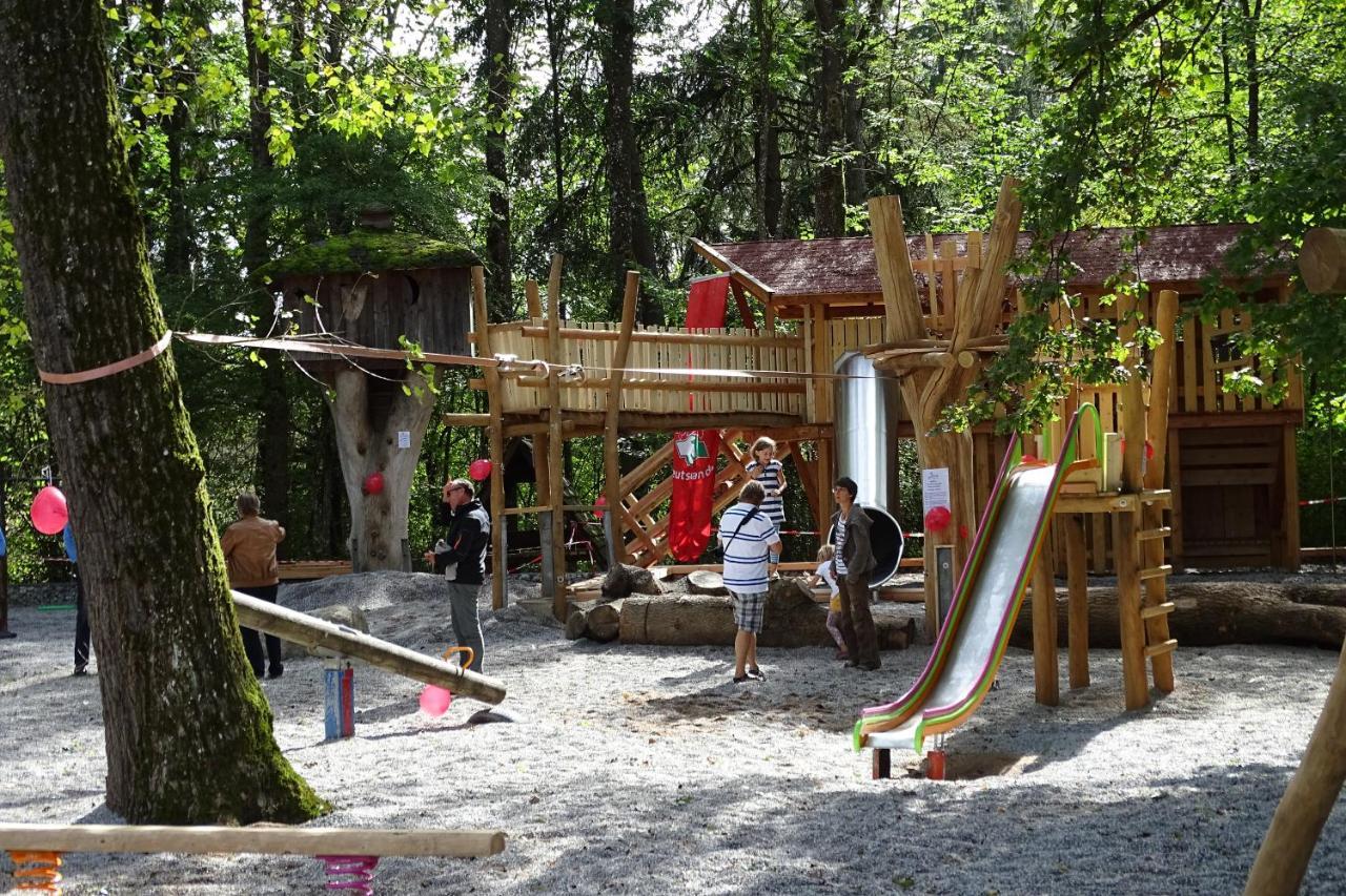 Krug'S Family Hostel Und Restaurant Weilheim in Oberbayern Extérieur photo