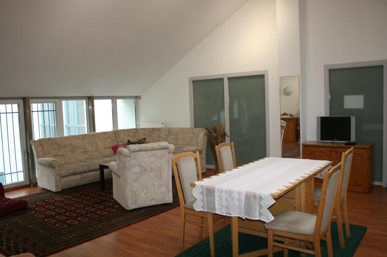 Krug'S Family Hostel Und Restaurant Weilheim in Oberbayern Extérieur photo