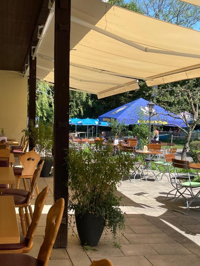 Krug'S Family Hostel Und Restaurant Weilheim in Oberbayern Extérieur photo