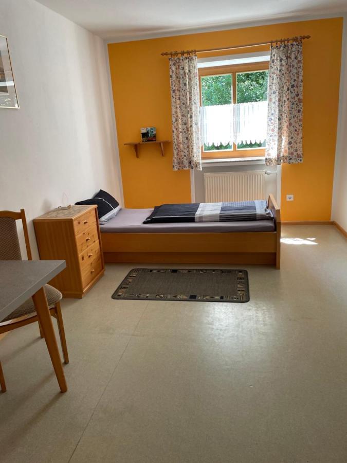 Krug'S Family Hostel Und Restaurant Weilheim in Oberbayern Extérieur photo